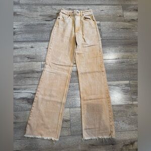 Zara women’s wide leg yellow- orange acid wash color jeans. Size 2